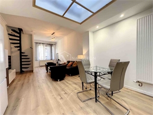 maison-villa à la location -   59000  LILLE, surface 67 m2 location maison-villa - APR744280